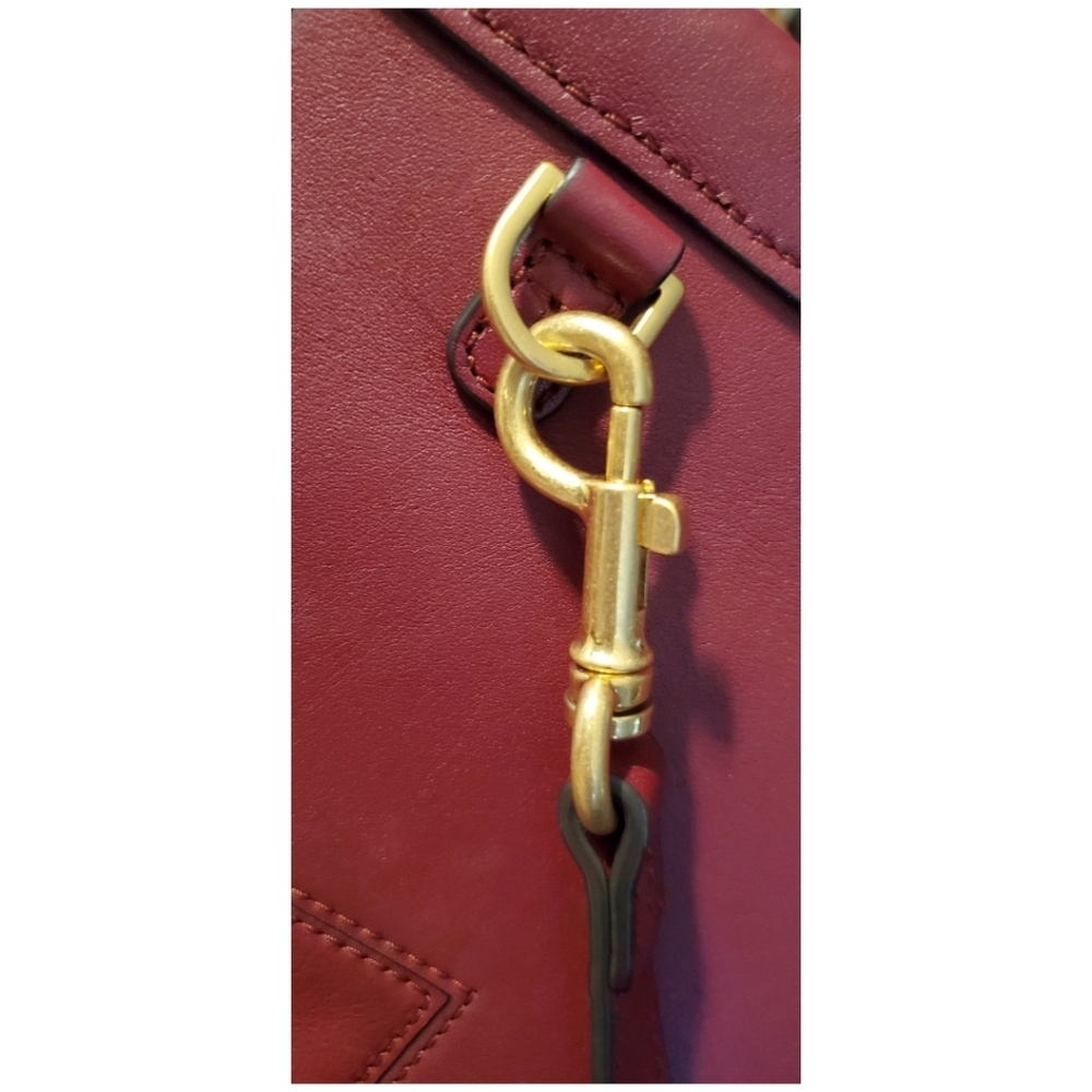 TORY BURCH New York Burgandy Leather Block-T Shoulder Crossbody Handbag - Picture 13 of 16